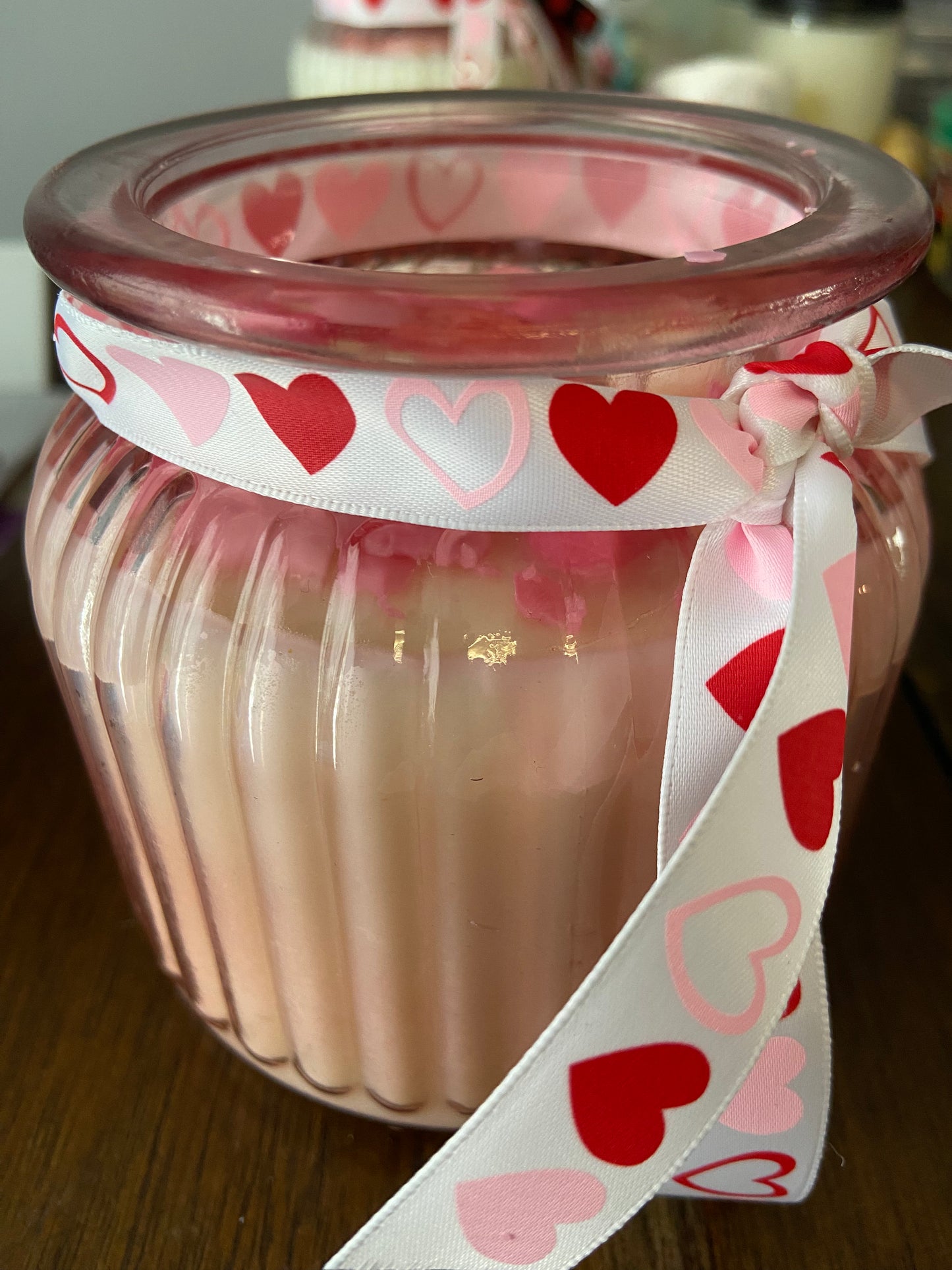Aquolina Pink Sugar 20 oz soy wax candle
